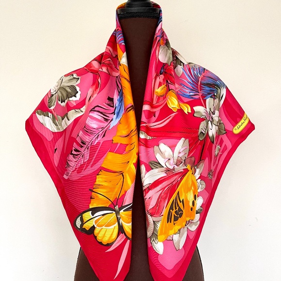 Salvatore Ferragamo Butterfly Red Pink Multicolor Flora Silk Scarf - Picture 2 of 15